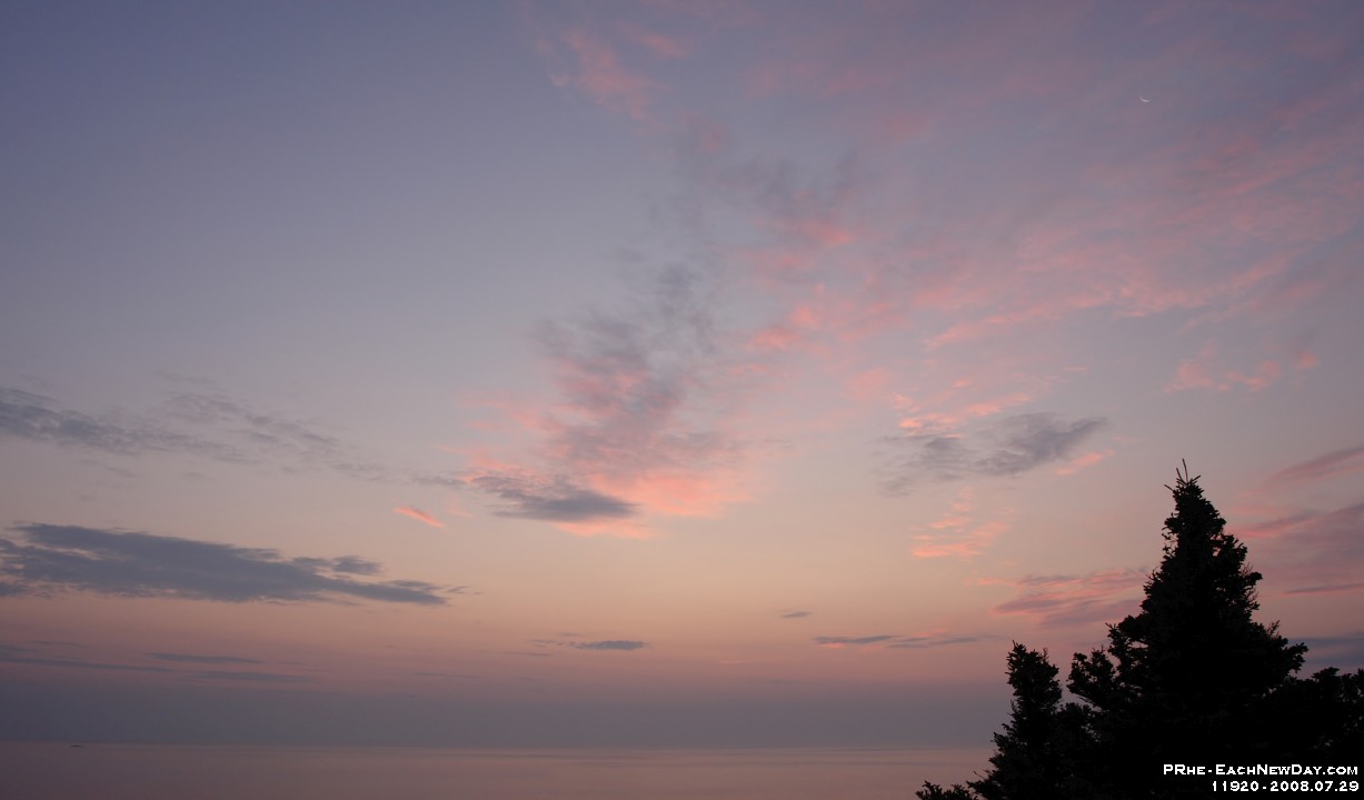 11920RoCrLeSh - Sunrise, Au Pic de L'Aurore